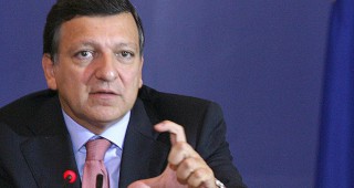 Бърза ли Барозу с налагането на ГМО в Европа