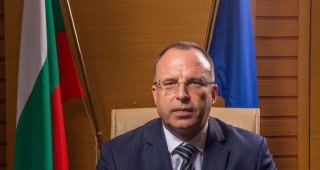 Министър Порожанов ще открие изложенията АГРА, Винария и Фудтех в Пловдив