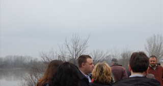 Министър Найденов взе решение за прорязване на дигата на р. Тимок край Брегово