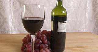 Червеното вино пази от инсулт