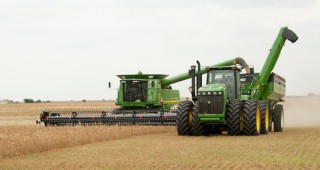 Реколтирани са 97.94 % от засетите площи с пшеница