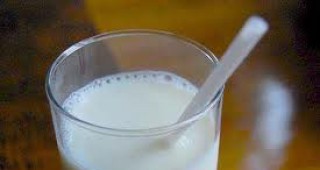 От днес се приемат документи по схемата Училищно мляко