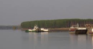 200 метра бракониерски мрежи са извадени от река Дунав при лимана на пристанище Лом