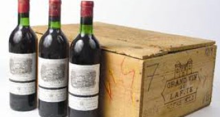 Колекционер плати 700 хил. долара за три бутилки вино