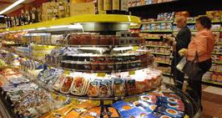 Министър Найденов разпореди проверки за формирането на цените на храните