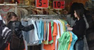 Близо 600 търговци от Кюстендил са се отказали да използват найлонови торбички през 2011 г.