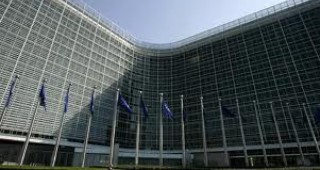 ЕК ще проведе съвещание с производителите на фураж относно диоксиновия скандал в Германия