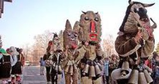 Над 2500 кукери ще участват във Фестивала на маскарадните игри в Симитли