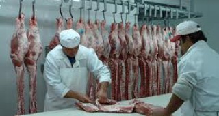 Русия въвежда временна забрана за внос на българско месо