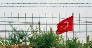 Турция критикува плановете на Гърция и България да изградят стени по турската граница