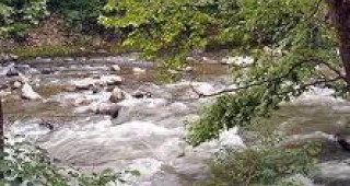 Над 30% от реките в Южна България са с трайно увредени води