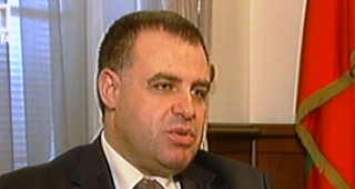 Министър Найденов ще се срещне с представители на търговските вериги