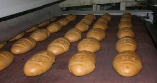 Затвориха нелегален цех за производство на хляб в гр. Хисар
