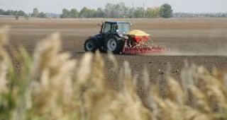 Близо 6 хил. земеделци ще трябва да връщат евросубсидии за 2009 г.