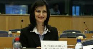 Мария Неделчева: В директивата за соковете трябва да се намери баланс между защитата на потребителите и интересите на производителите