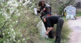 Осем тона отпадъци бяха събрани от служителите на МОСВ в пролетното почистване на София