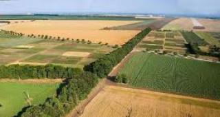 ОЛАФ разследва двойно повече измами с пари за селското стопанство в България