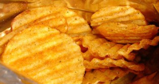 Пържените картофи и чипсът са най-добрият начин за справяне със стреса