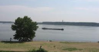Продължава да спада нивото на река Дунав в началото на българския участък