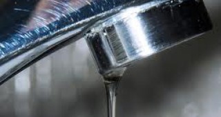 Само 44% от българите пият вода, минала през пречиствателни станции