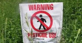 Областна дирекция по безопасност на храните - Пловдив затвори незаконен склад за пестициди в село Ягодово