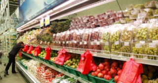 Московските търговски вериги свалят от рафтовете зеленчуците от Евросъюза