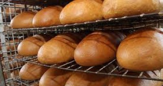 В Бургас пускат в продажба бял хляб по стандарт България