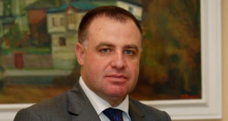 Министър Найденов ще посети кравеферма в град Сливен