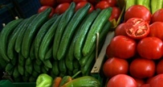 Цената на доматите и краставиците на едро се повиши