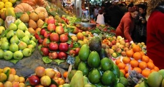 Цените на едро на плодовете продължават да падат