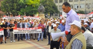 Зърнопроизводителите протестират, според държавата няма основание за недоволство