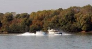 Пътническите кораби плават само до Никопол заради критично ниското ниво на река Дунав