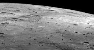Меркурий е осеян с ями, уникални за Слънчевата система