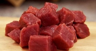 Цената на месото вероятно ще падне с около 10% по Коледа