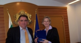Министърът на земеделието и храните Валери Цветанов се срещна с американския посланик г-жа Нанси Макълдауни