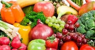 Сезонното поскъпване на голяма част от плодовете и зеленчуците повиши индекса на потребителските цени