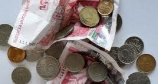 Средният доход на българина покрива само 59% от необходимите му за издръжка разходи