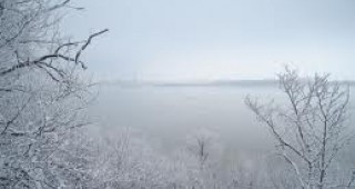 Има опасност река Дунав да замръзне през зимния период, ако нивото остане ниско