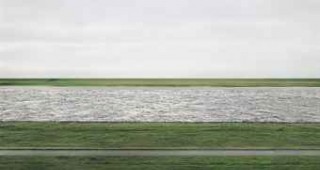 Снимка на река Рейн беше продадена за впечатляващите 4,3 млн. долара