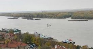 От Оряхово до Силистра водният стоеж на река Дунав се е понижил 2 до 5 см