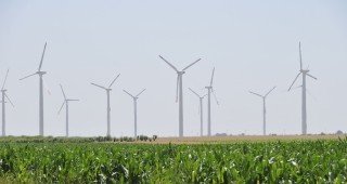 Възобновяемата енергия изпревари изкопаемите горива по инвестиции в нови електроцентрали