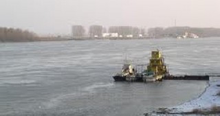 Нивото на река Дунав при Силистра спадна до рекордните 7 см
