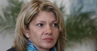 Министър Нона Караджова проведе среща с кметове и представители на над 16 общини