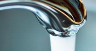 Доставената питейна вода на домакинствата през 2010 г. е 264 млн. м3