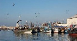 Мароко забрани достъпа до териториални води на европейски риболовни кораби