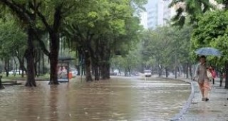 66 града в Бразилия са засегнати от безпрецедентните наводнения в страната