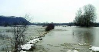 Земеделска земя в община Стралджа е под вода заради обилните валежи