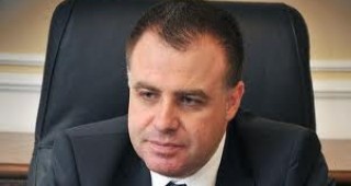 Министър Мирослав Найденов ще присъства на Консултативен съвет по зърното