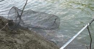 Проверени са 30 любители риболовци в Кюстендилско