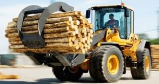 Предприятията от сектора на дърводобива сами ще избират борсовите си посредници